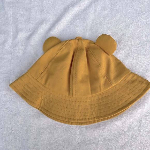 Cow & Smiley Face Hats | One Size | Preowned - Picture 7 of 8